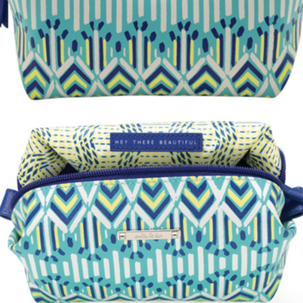 Sella & Dot Everything Turquoise Pouf